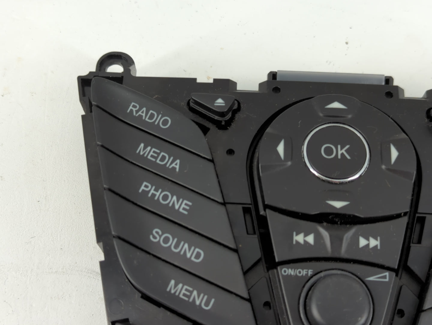 2013-2014 Ford Focus Radio Control Panel - Oemusedautoparts1.com