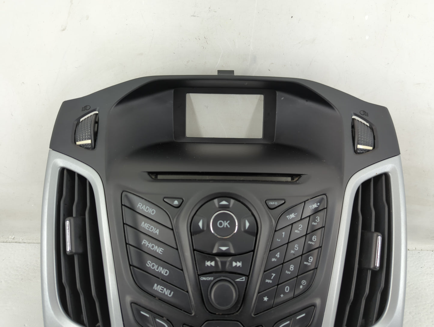 2014 Ford Focus Radio AM FM Cd Player Receiver Replacement P/N:331 452 000 DM5T18K811LA Fits OEM Used Auto Parts - Oemusedau