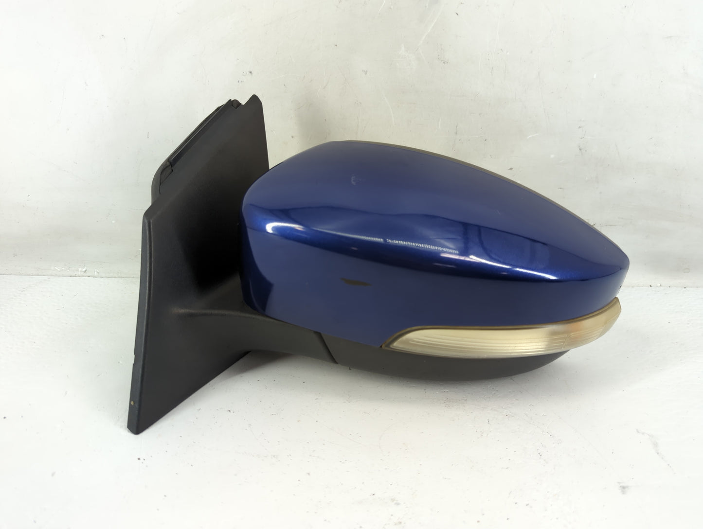2012-2014 Ford Focus Side Mirror Replacement Driver Left View Door Mirror P/N:CM51 17683 Fits Fits 2012 2013 2014 OEM Used A