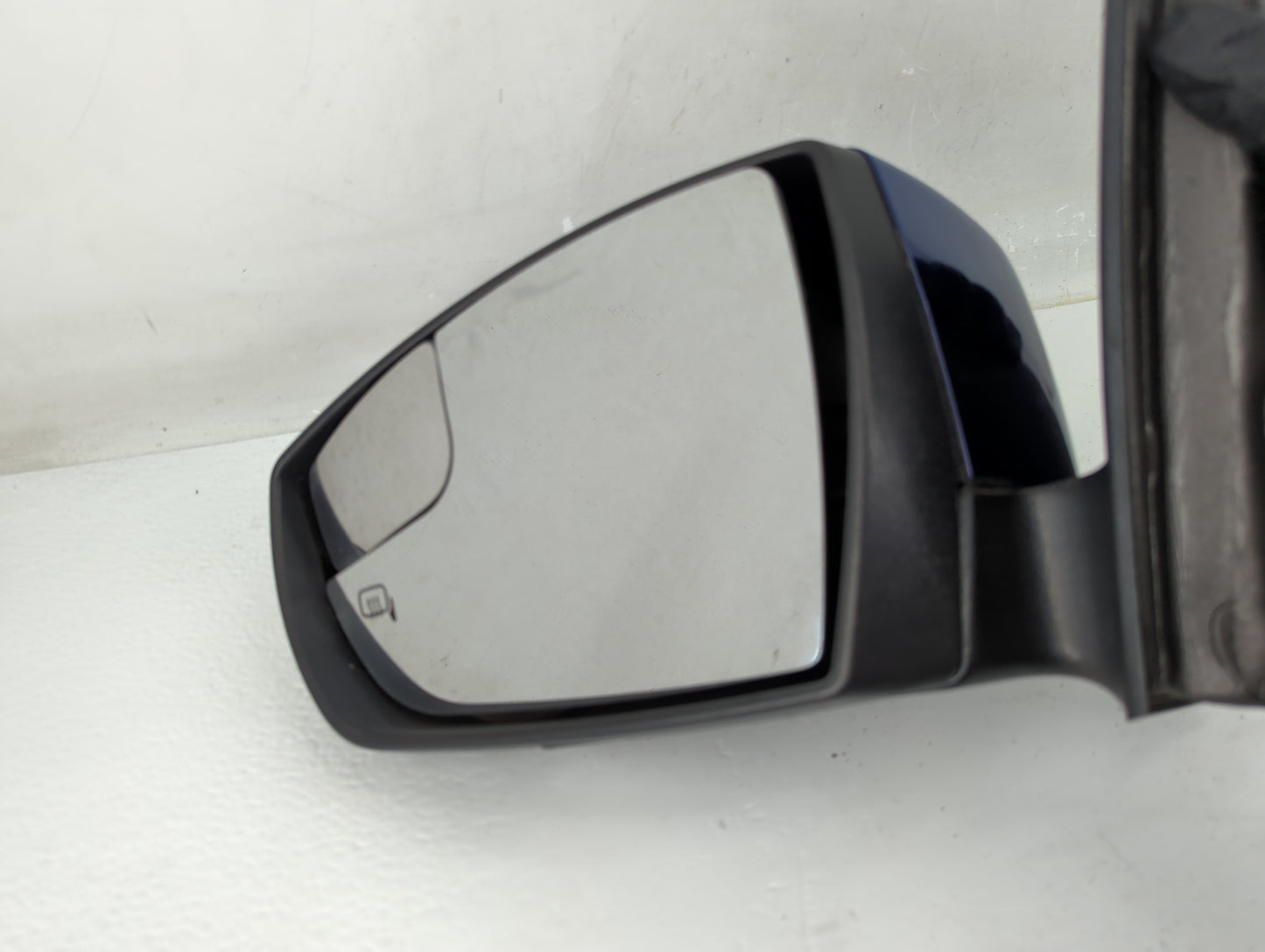 2012-2014 Ford Focus Side Mirror Replacement Driver Left View Door Mirror P/N:CM51 17683 Fits Fits 2012 2013 2014 OEM Used A