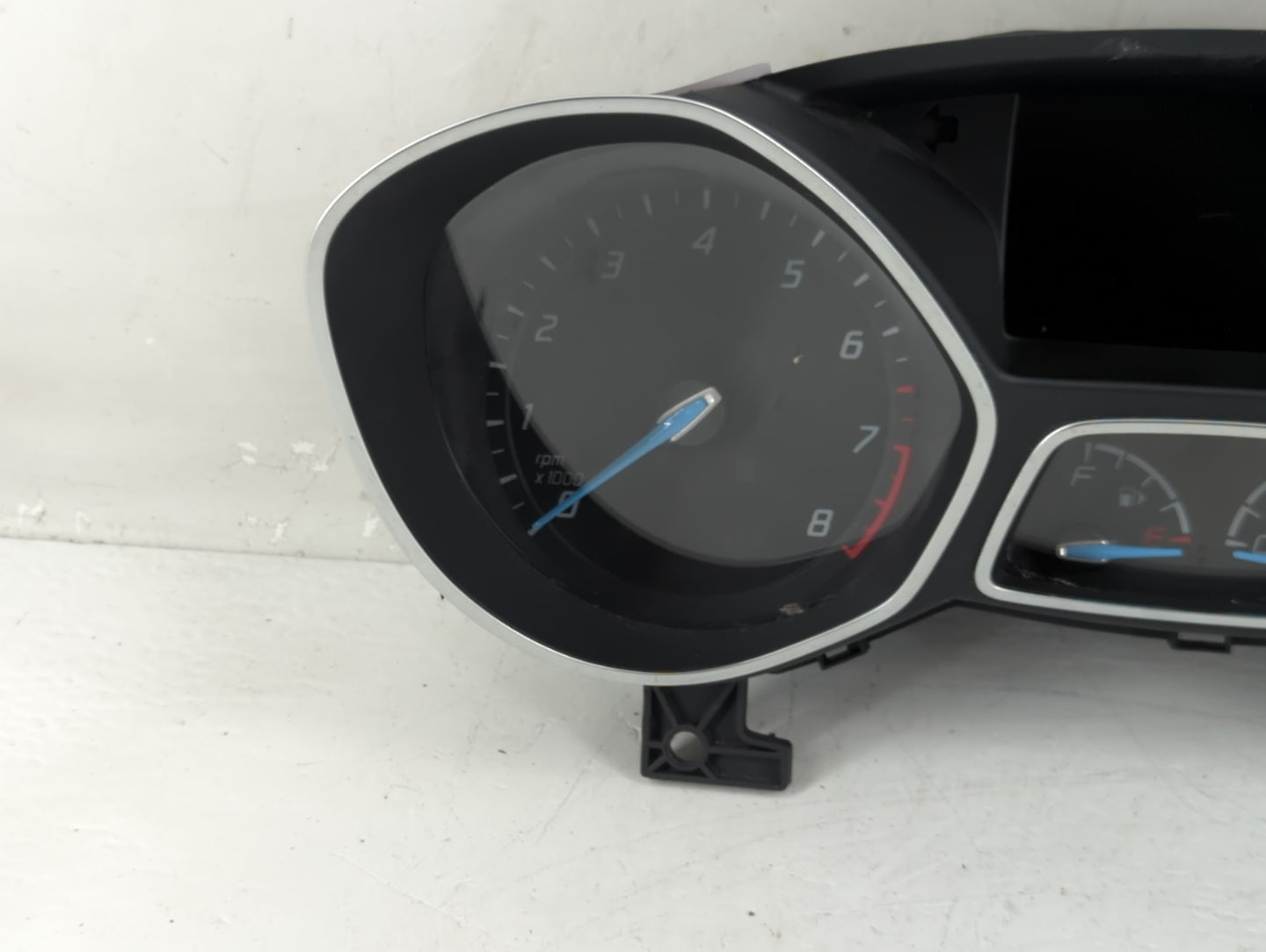 2013-2014 Ford Focus Instrument Cluster Speedometer Gauges Fits Fits 2013 2014 OEM Used Auto Parts - Oemusedautoparts1.com
