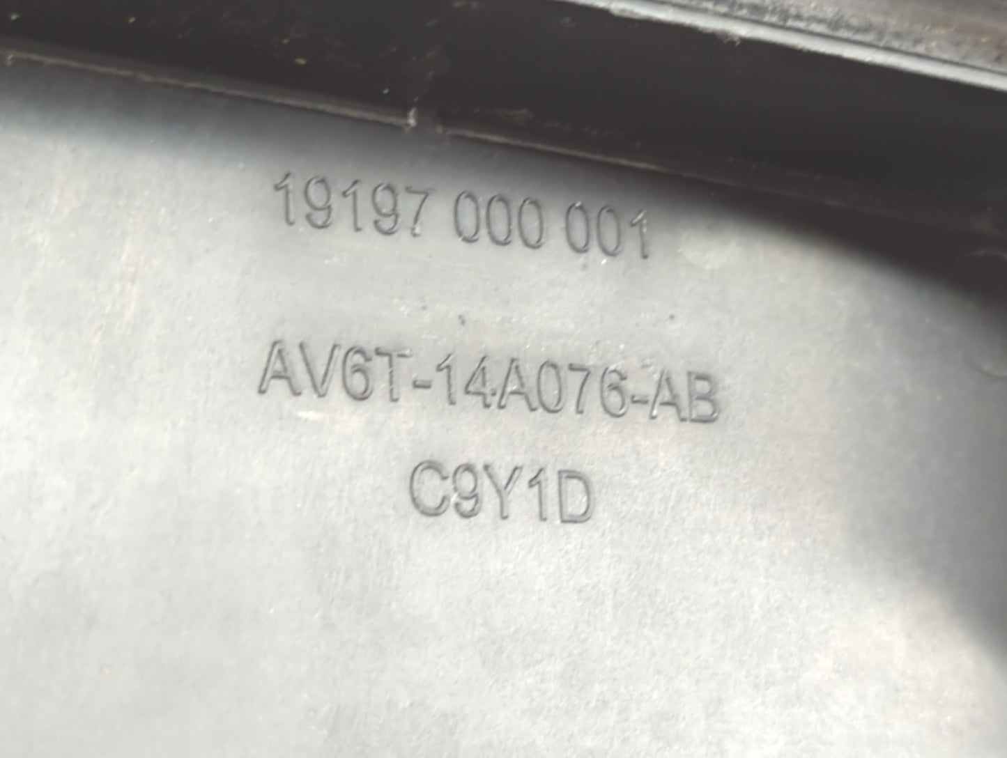 2012-2014 Ford Focus Fusebox Fuse Box Panel Relay Module P/N:DV6T-14A073-CE Fits Fits 2012 2013 2014 OEM Used Auto Parts - O