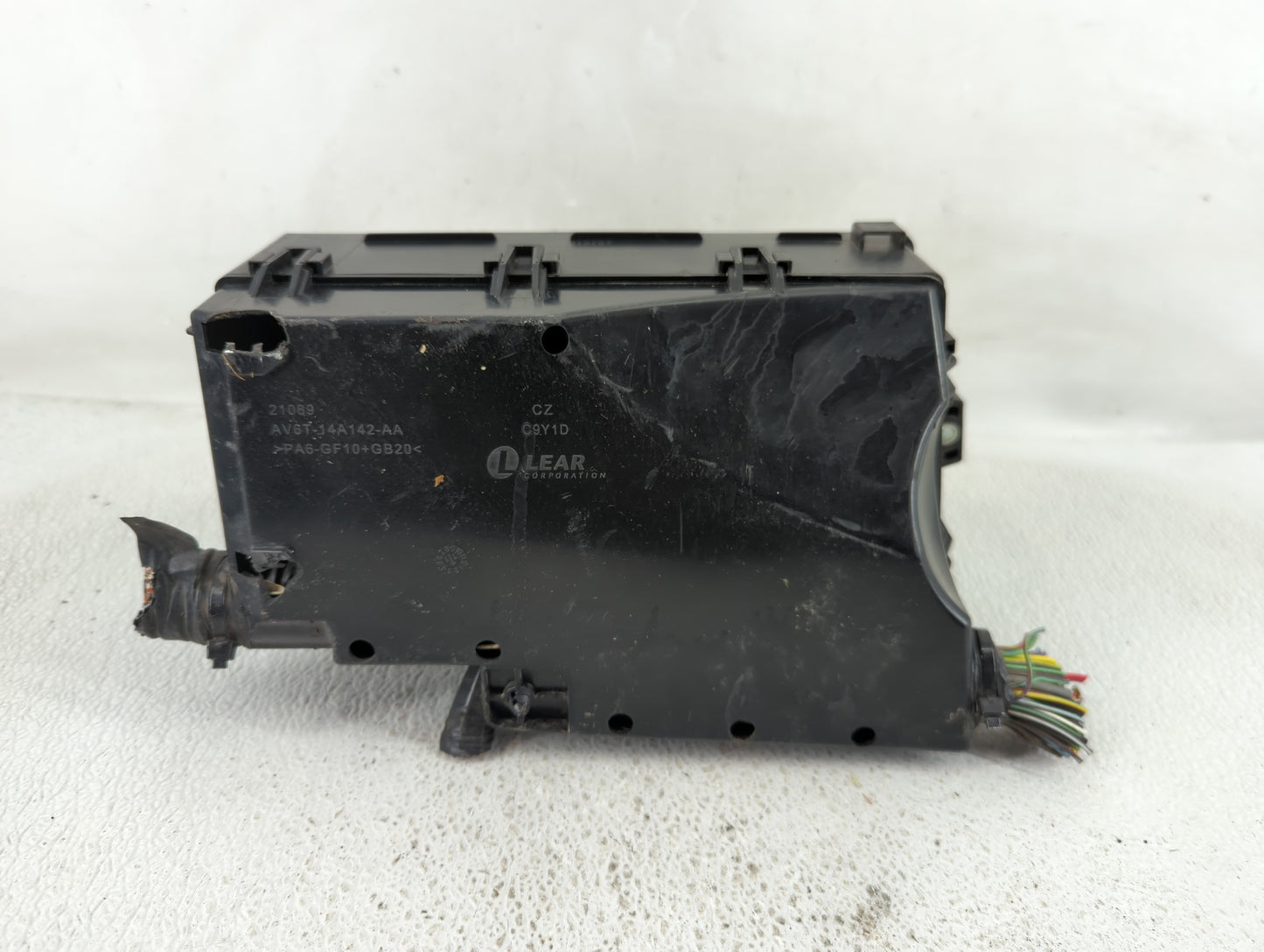 2012-2014 Ford Focus Fusebox Fuse Box Panel Relay Module P/N:DV6T-14A073-CE Fits Fits 2012 2013 2014 OEM Used Auto Parts - O