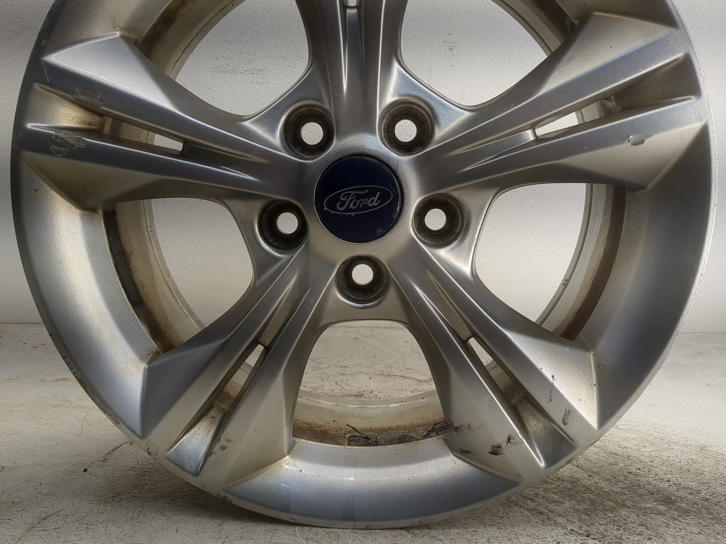 2012-2014 Ford Focus Oem Wheel Rim - Oemusedautoparts1.com