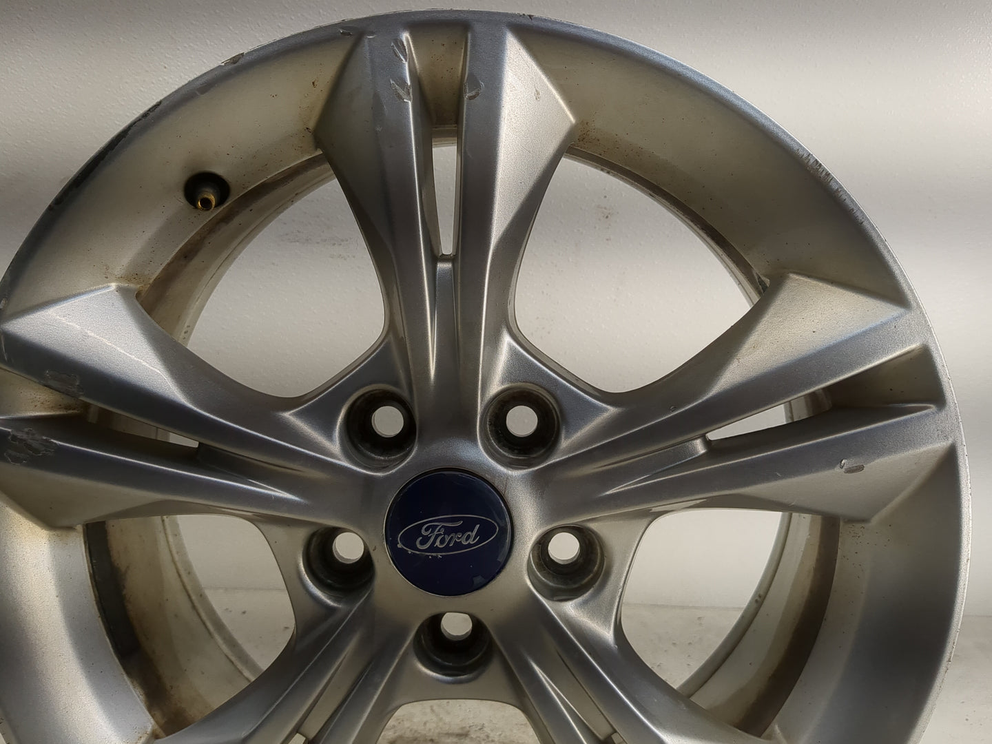 2012-2014 Ford Focus Oem Wheel Rim - Oemusedautoparts1.com