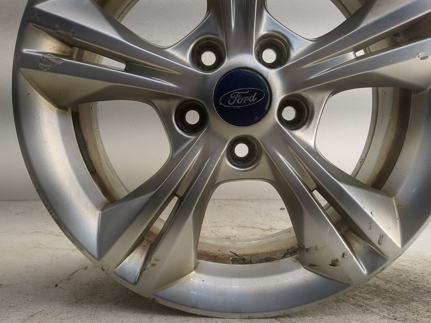 2012-2014 Ford Focus Oem Wheel Rim - Oemusedautoparts1.com