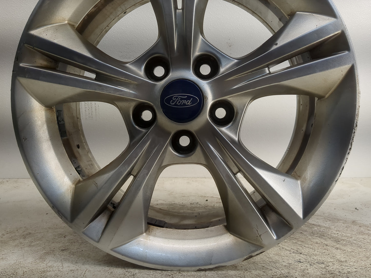 2012-2014 Ford Focus Oem Wheel Rim 1242036 - Oemusedautoparts1.com
