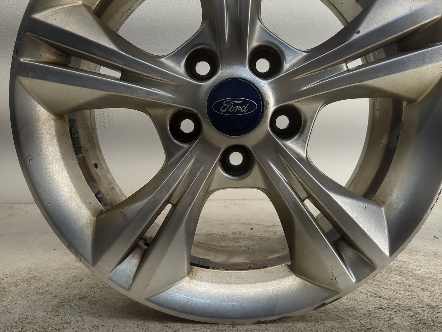 2012-2014 Ford Focus Oem Wheel Rim 1242036 - Oemusedautoparts1.com