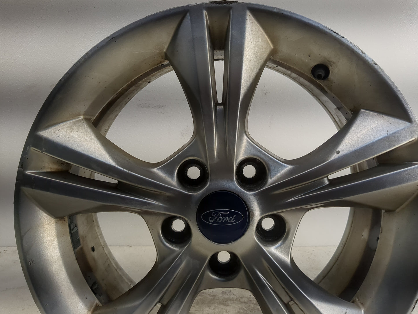 2012-2014 Ford Focus Oem Wheel Rim 1242036 - Oemusedautoparts1.com