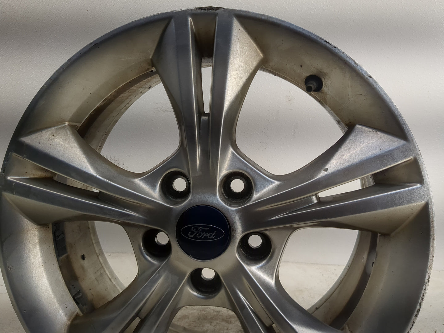 2012-2014 Ford Focus Oem Wheel Rim 1242036 - Oemusedautoparts1.com