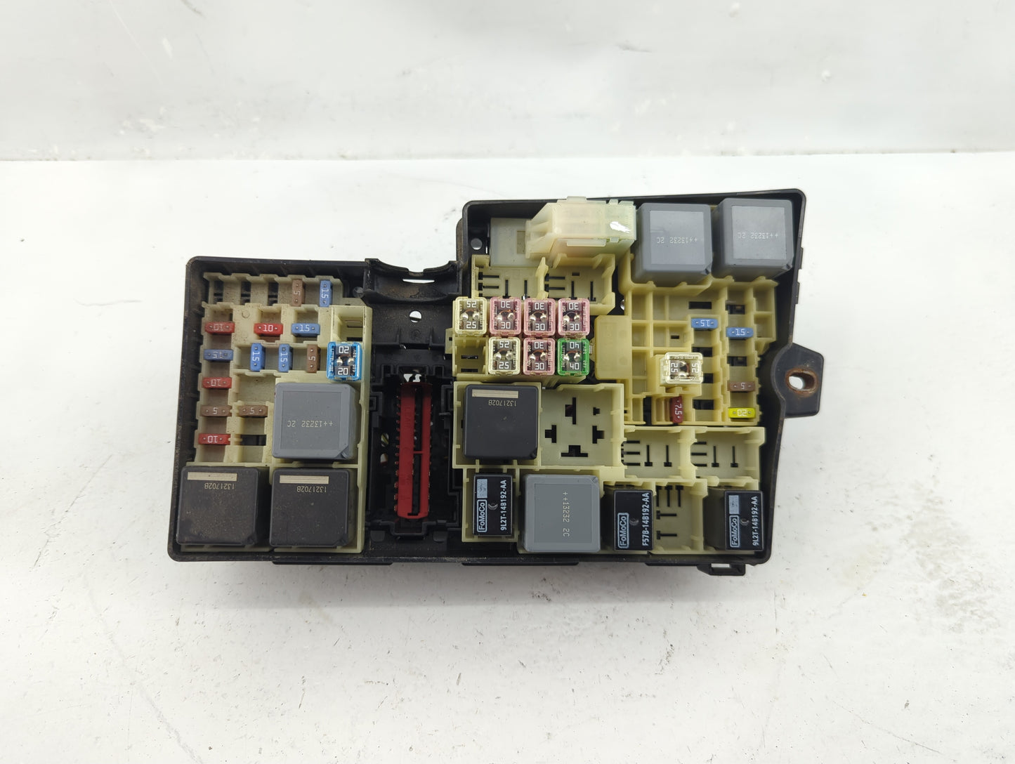 2012-2014 Ford Focus Fusebox Fuse Box Panel Relay Module Fits Fits 2012 2013 2014 OEM Used Auto Parts - Oemusedautoparts1.co