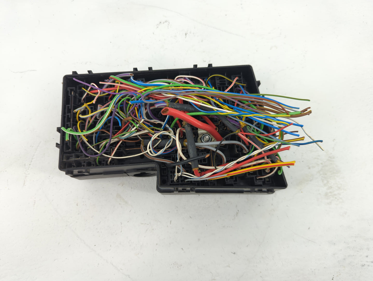 2012-2014 Ford Focus Fusebox Fuse Box Panel Relay Module Fits Fits 2012 2013 2014 OEM Used Auto Parts - Oemusedautoparts1.co