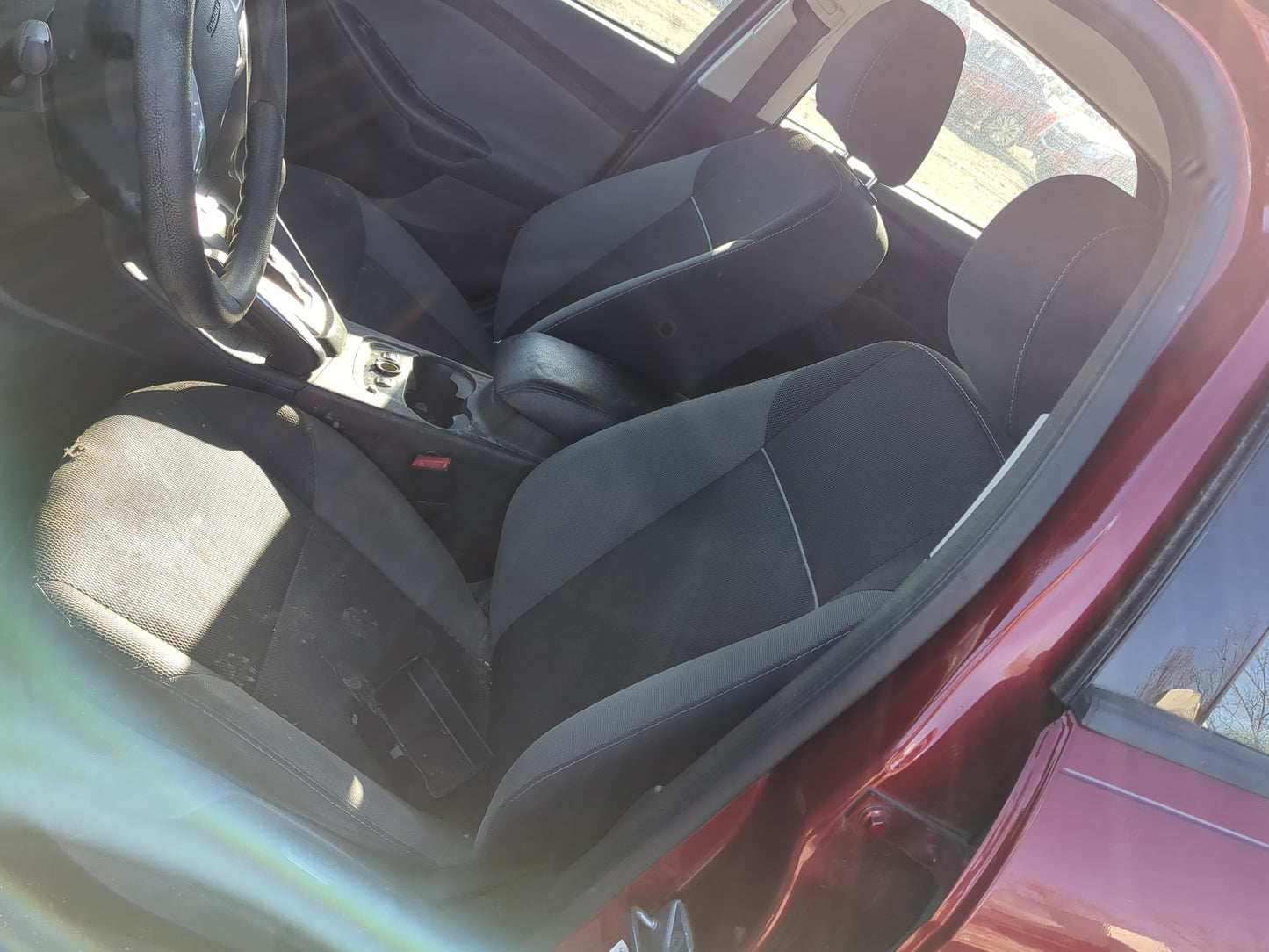 2013-2014 Ford Focus Driver Front Seat Oem - Oemusedautoparts1.com