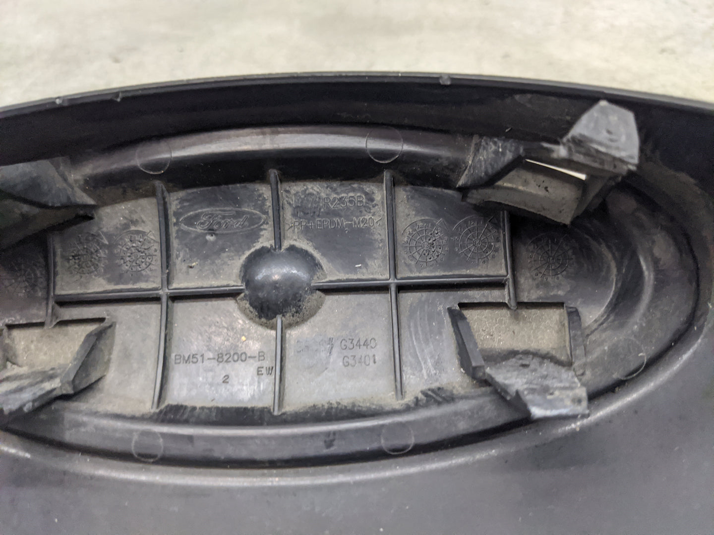 2012-2014 Ford Focus Front Grille Bumper Not Included - Oemusedautoparts1.com