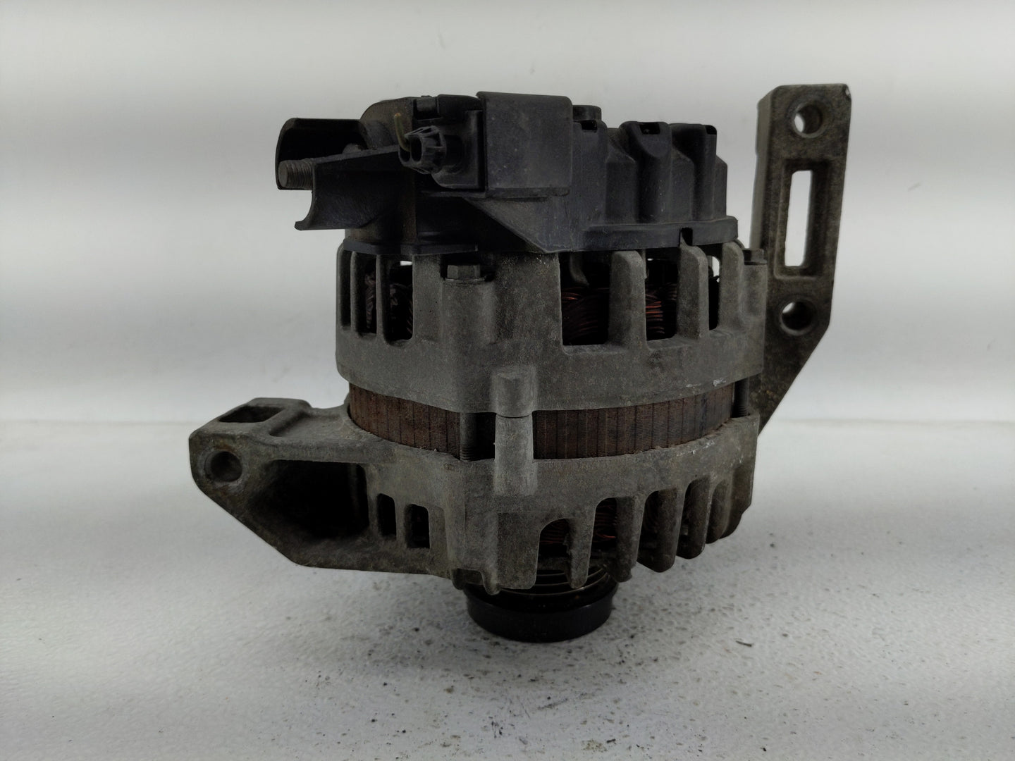 2012-2018 Ford Focus Alternator Replacement Generator Charging Assembly Engine OEM P/N:2617738 B BV6T-10300-EB Fits OEM Used