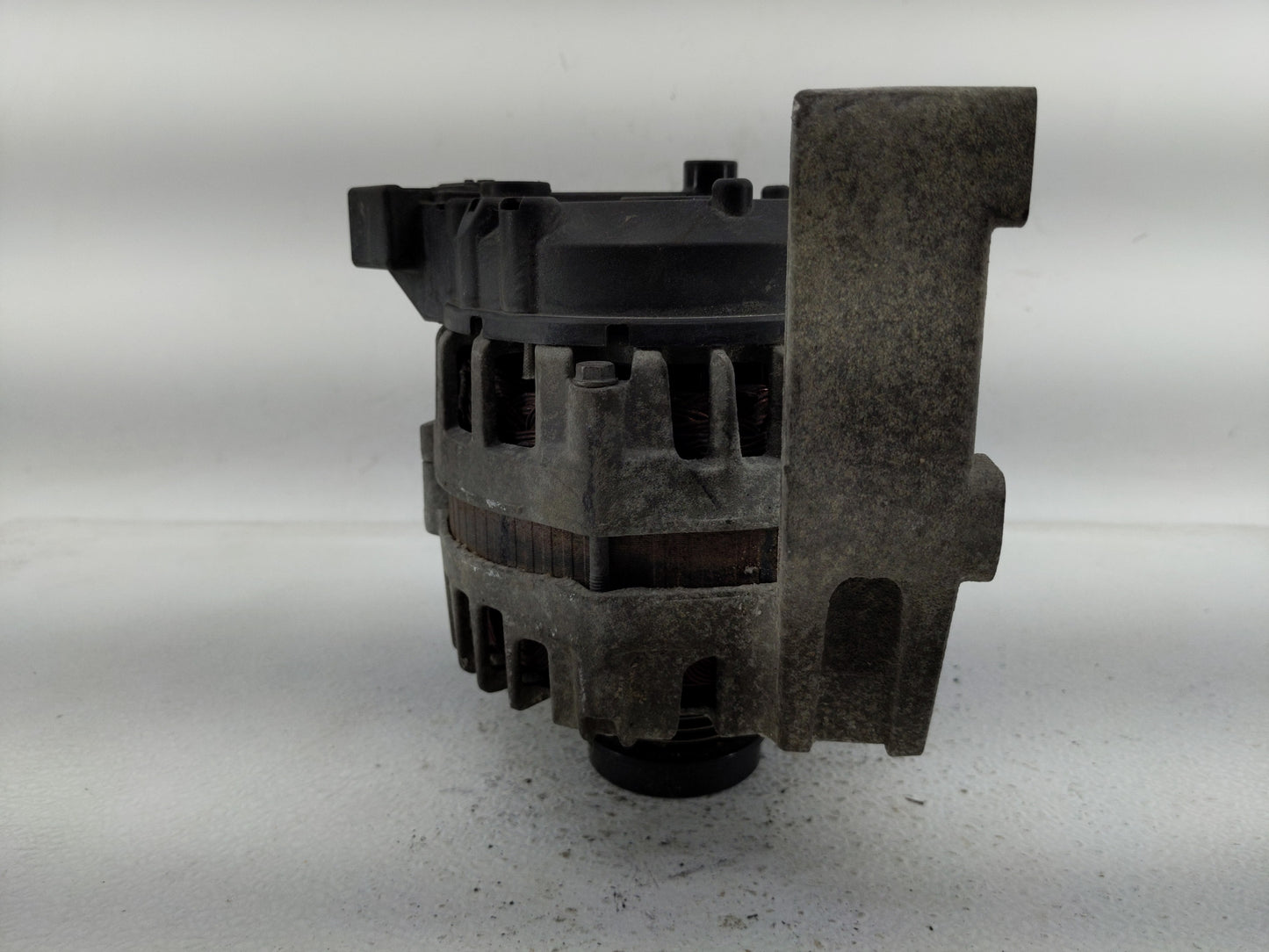 2012-2018 Ford Focus Alternator Replacement Generator Charging Assembly Engine OEM P/N:2617738 B BV6T-10300-EB Fits OEM Used