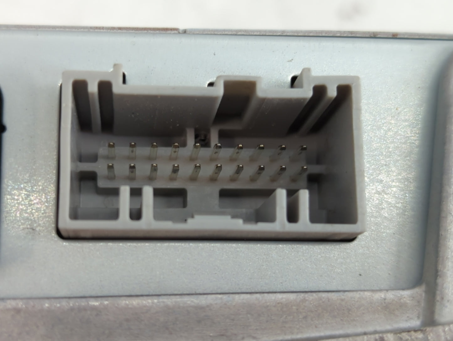 2014-2018 Ford Focus Radio Speaker Amplifier Ct4t-18b849-ah - Oemusedautoparts1.com