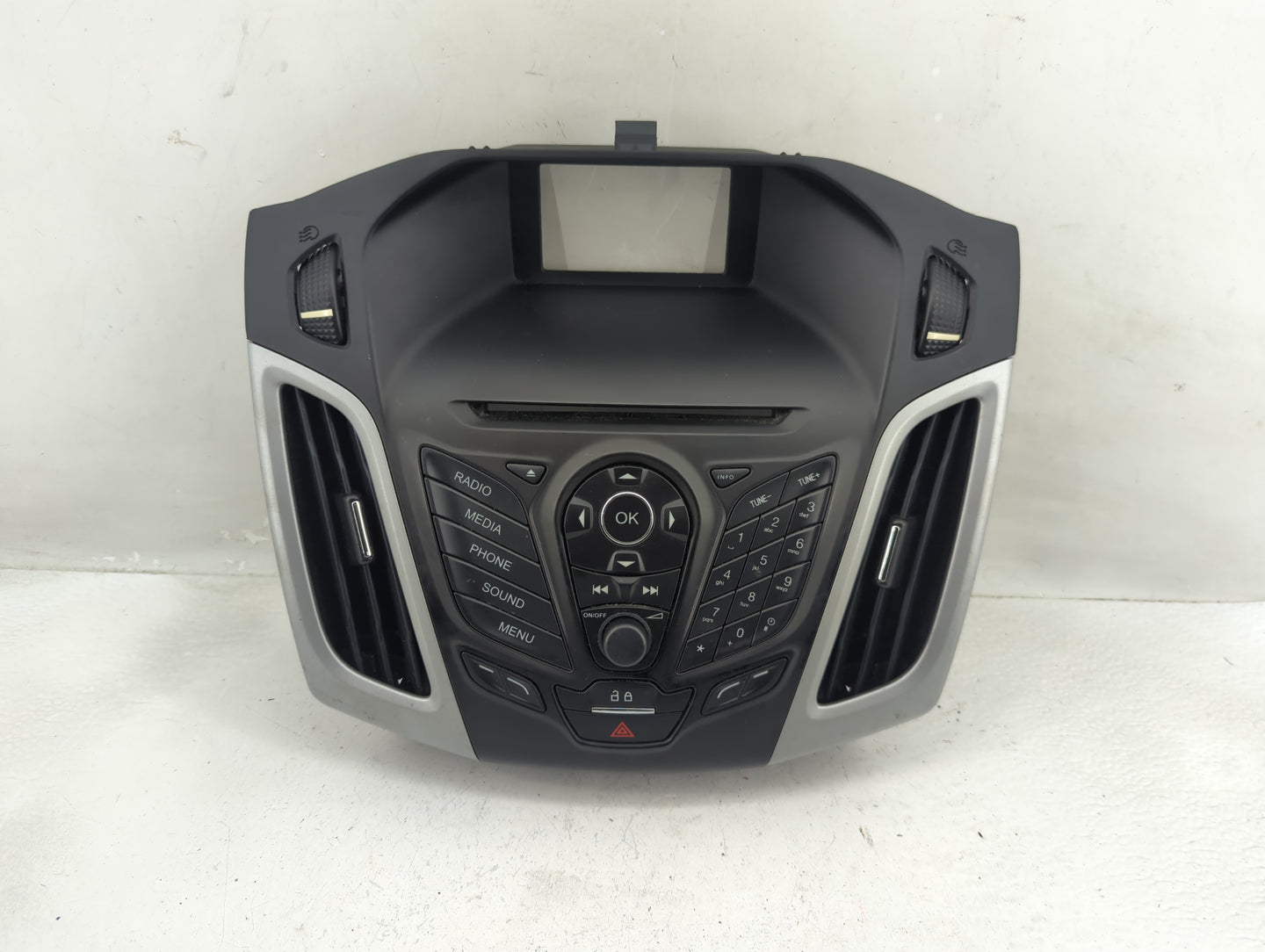 2013-2014 Ford Focus Radio Control Panel - Oemusedautoparts1.com