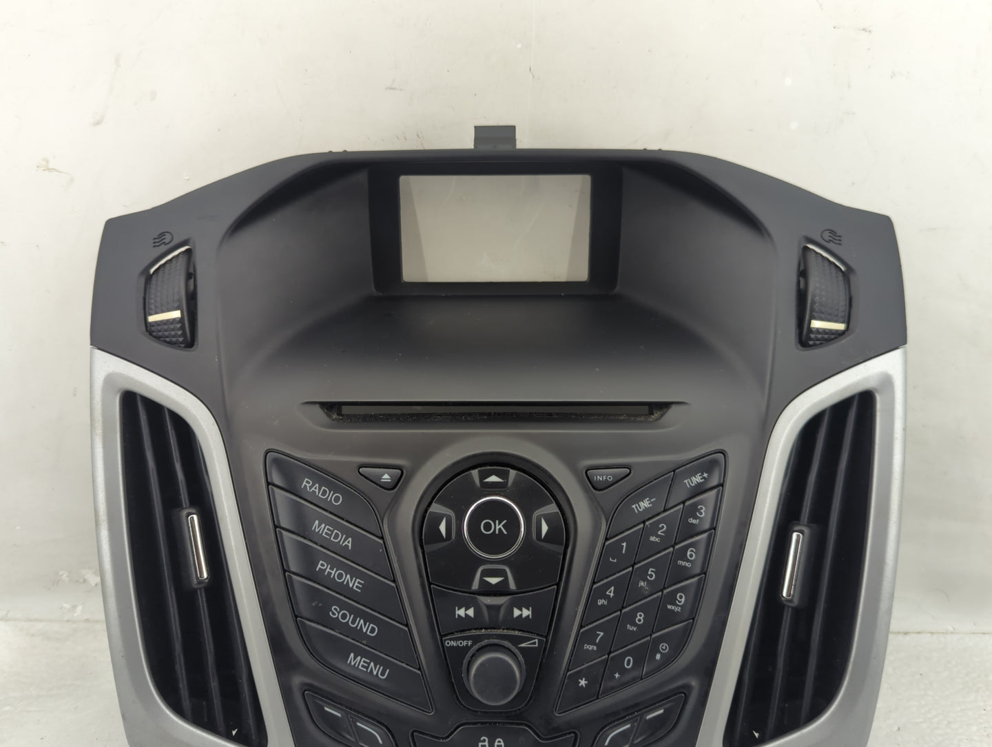 2013-2014 Ford Focus Radio Control Panel - Oemusedautoparts1.com