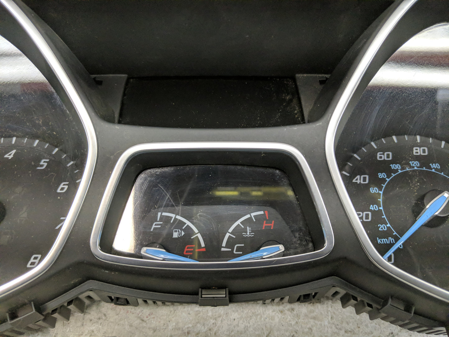 2013-2014 Ford Focus Instrument Cluster Speedometer Gauges P/N:CM5T-10849-CTG Miles: Fits Fits 2013 2014 OEM Used Auto Parts