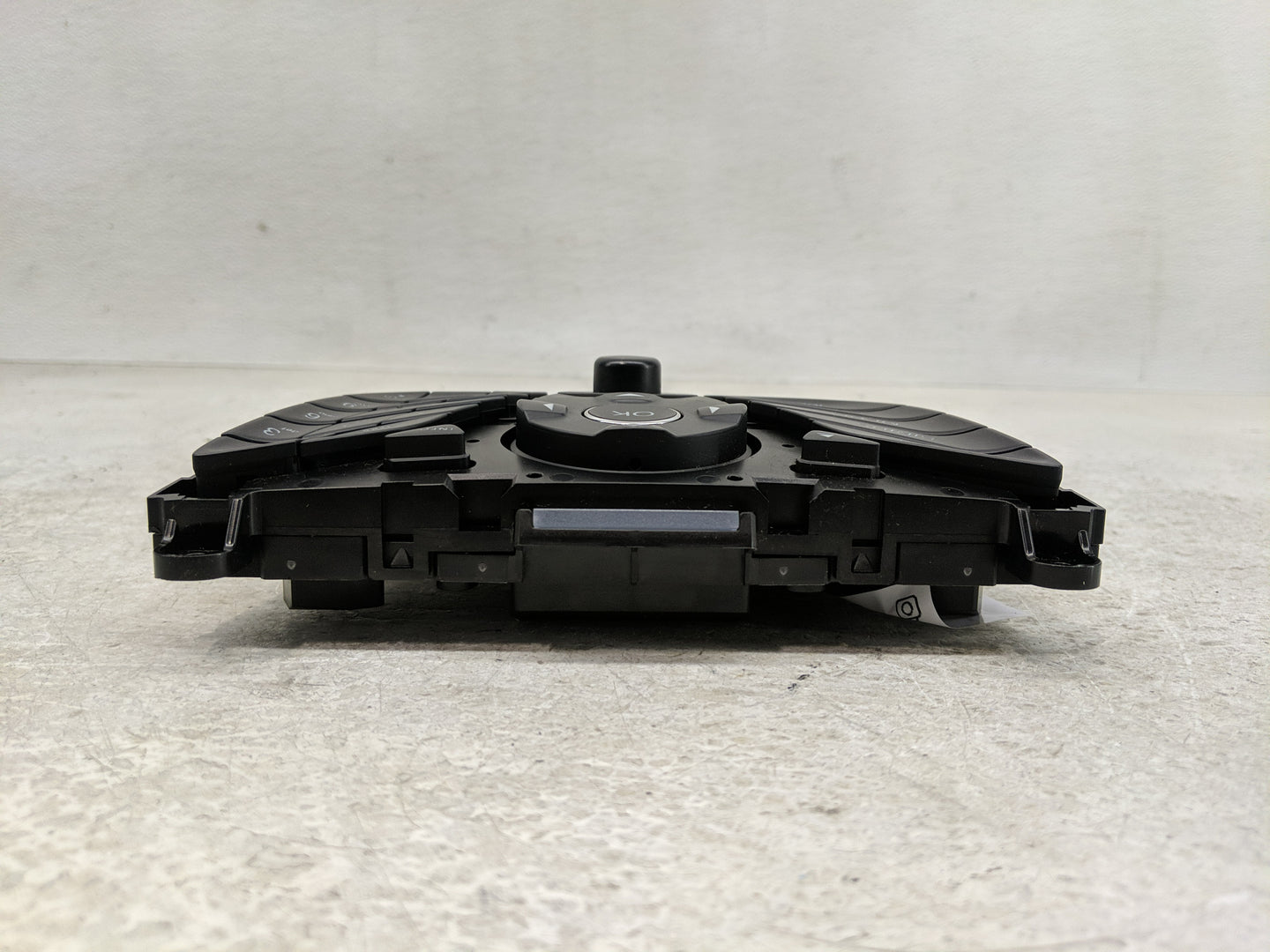2013-2014 Ford Focus Radio Control Panel - Oemusedautoparts1.com
