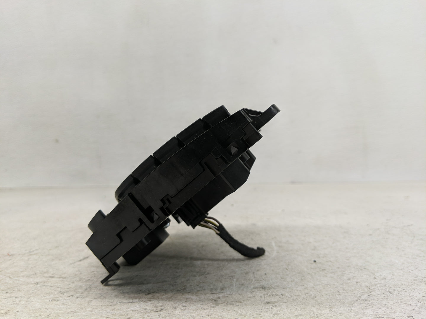2013-2014 Ford Focus Radio Control Panel - Oemusedautoparts1.com