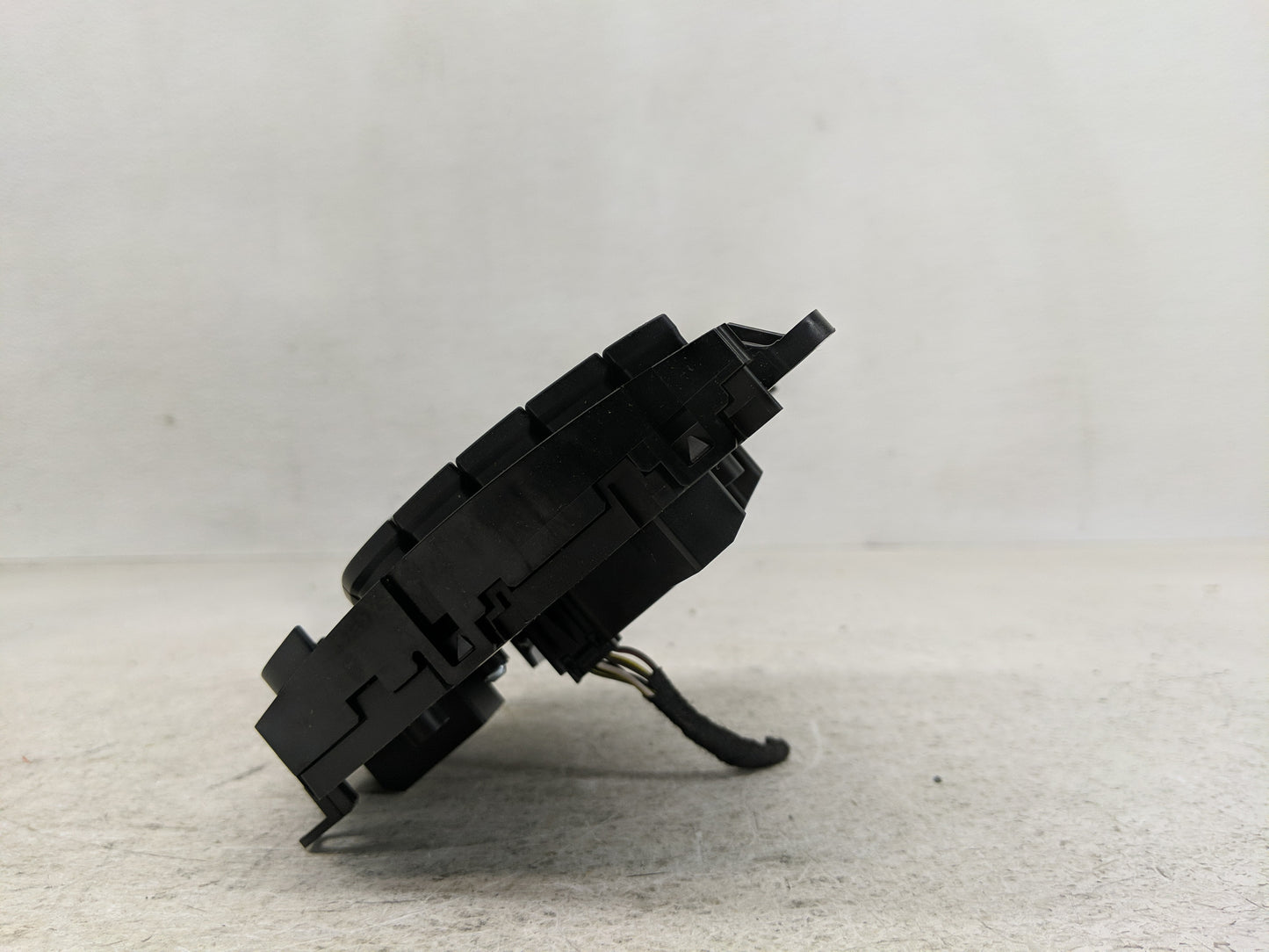 2013-2014 Ford Focus Radio Control Panel - Oemusedautoparts1.com