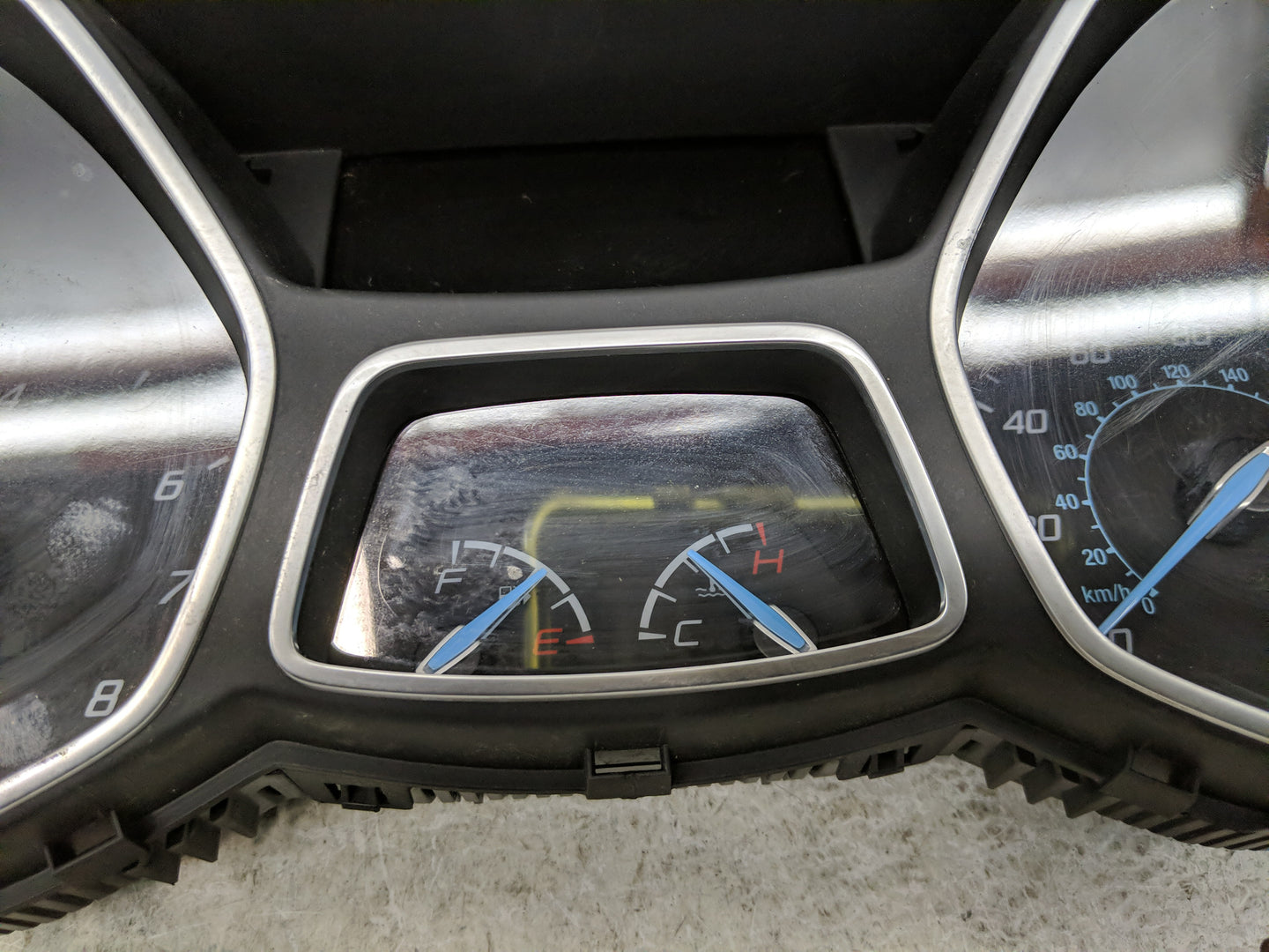 2013-2014 Ford Focus Instrument Cluster Speedometer Gauges P/N:CM5T-10849-CTG Fits Fits 2013 2014 OEM Used Auto Parts - Oemu