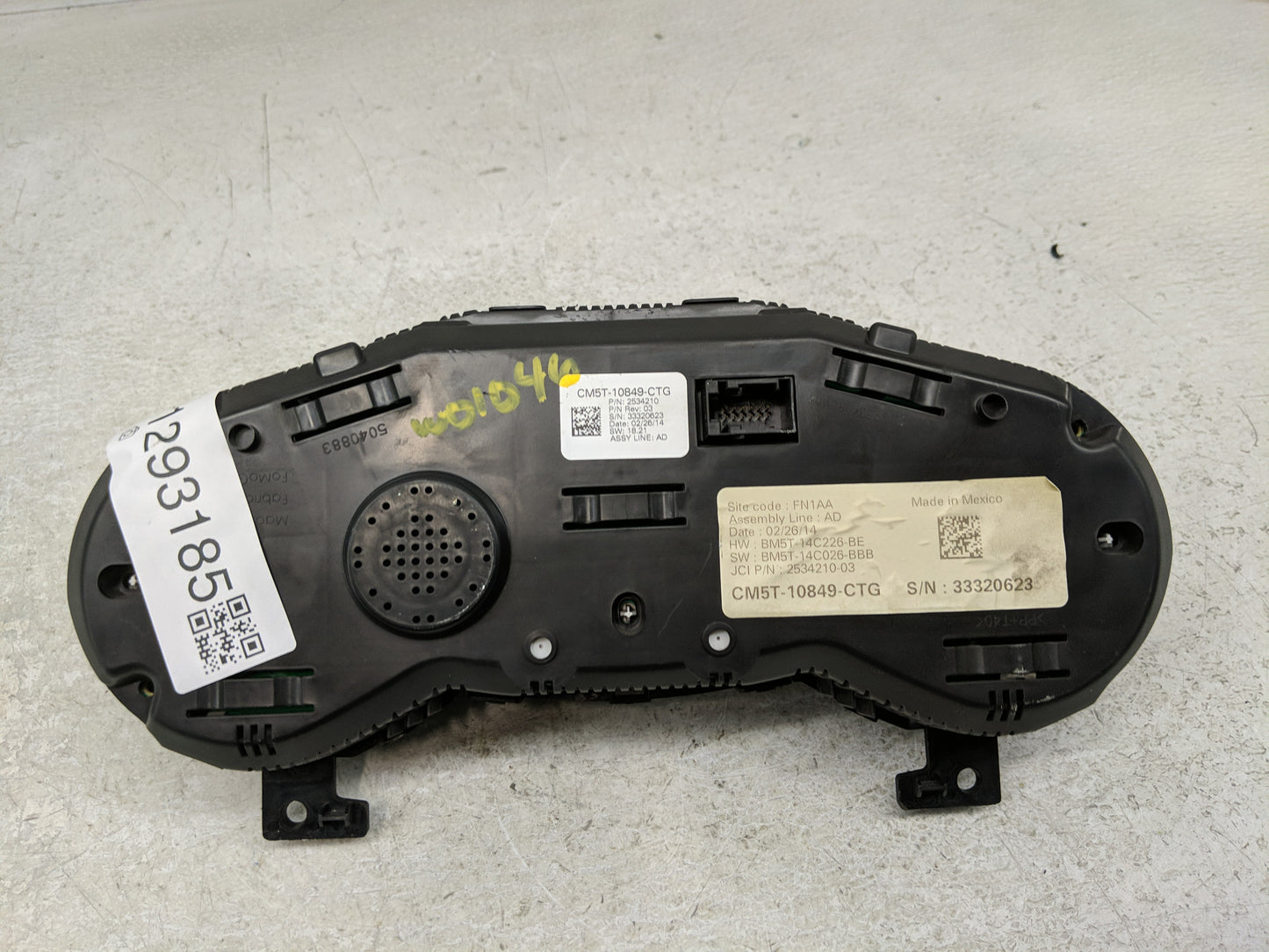 2013-2014 Ford Focus Instrument Cluster Speedometer Gauges P/N:CM5T-10849-CTG Fits Fits 2013 2014 OEM Used Auto Parts - Oemu