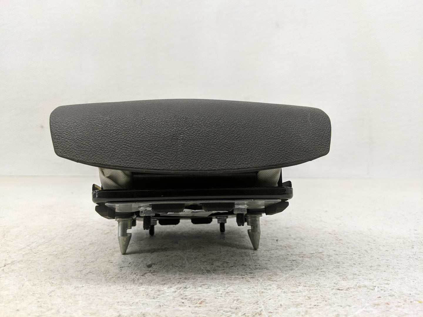 2014 Ford Focus Air Bag Driver Left Steering Wheel Mounted Fits OEM Used Auto Parts - Oemusedautoparts1.com