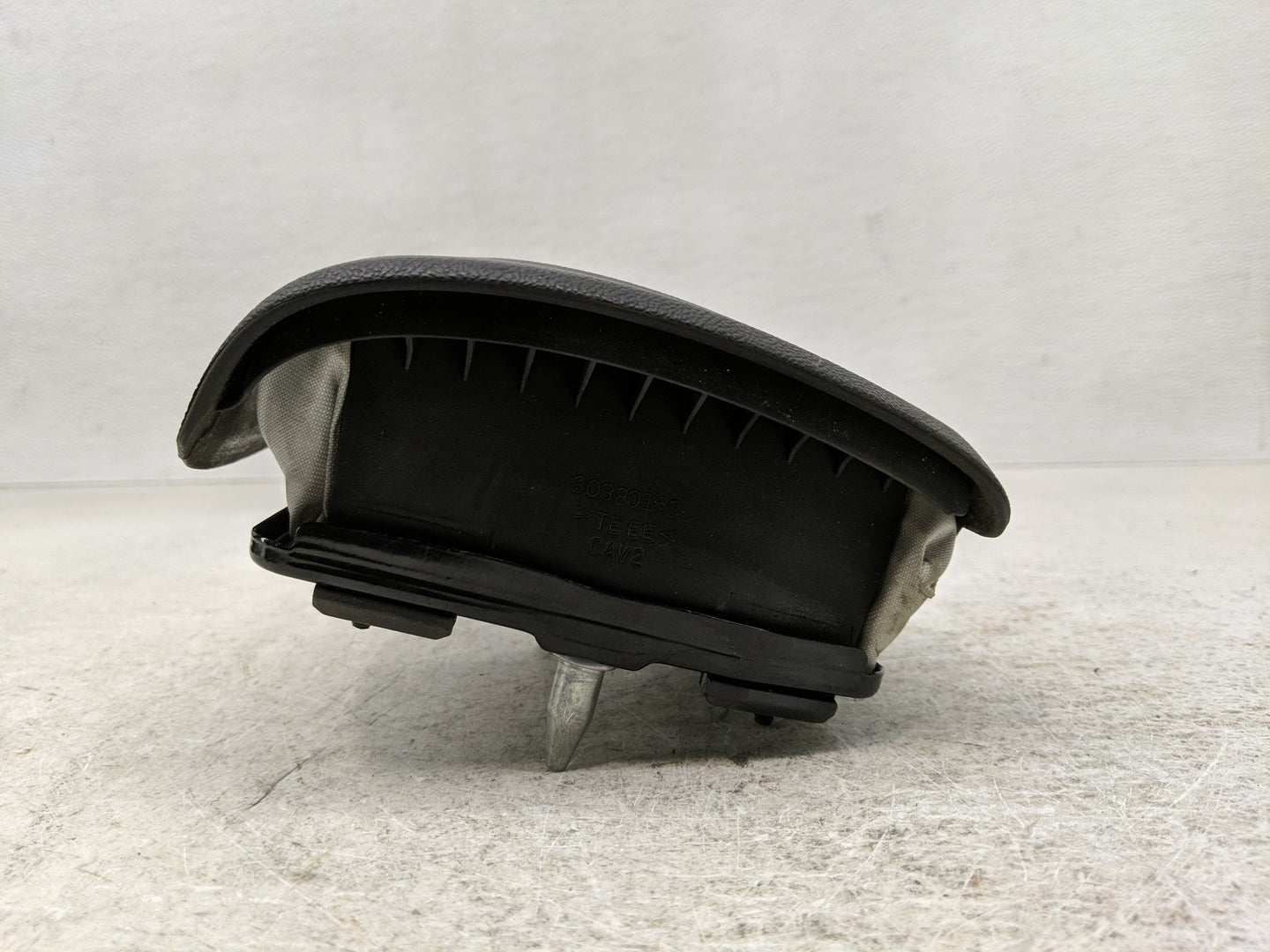 2014 Ford Focus Air Bag Driver Left Steering Wheel Mounted Fits OEM Used Auto Parts - Oemusedautoparts1.com