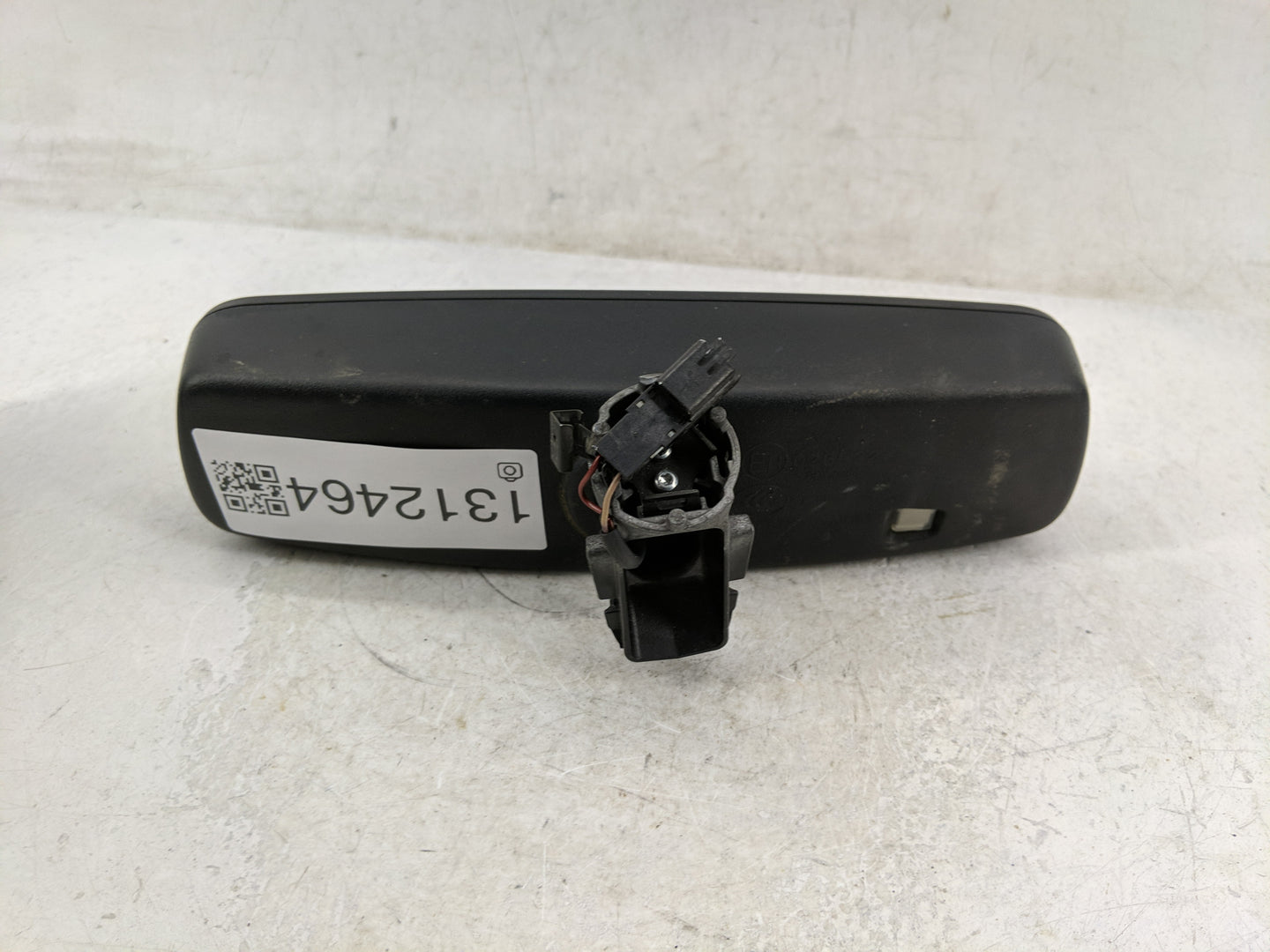 2010-2018 Ford Focus Interior Rear View Mirror Replacement OEM P/N:E8011681 Fits OEM Used Auto Parts - Oemusedautoparts1.com