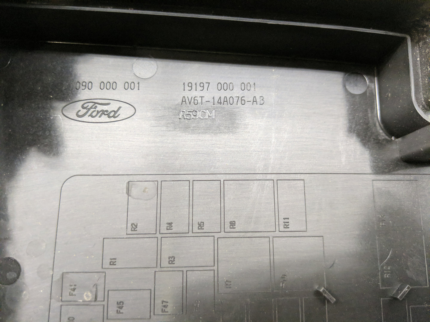 2012-2014 Ford Focus Fusebox Fuse Box Panel Relay Module P/N:3B0UF0100 19197-000-001, AV6T-14A076-AB Fits Fits 2012 2013 201