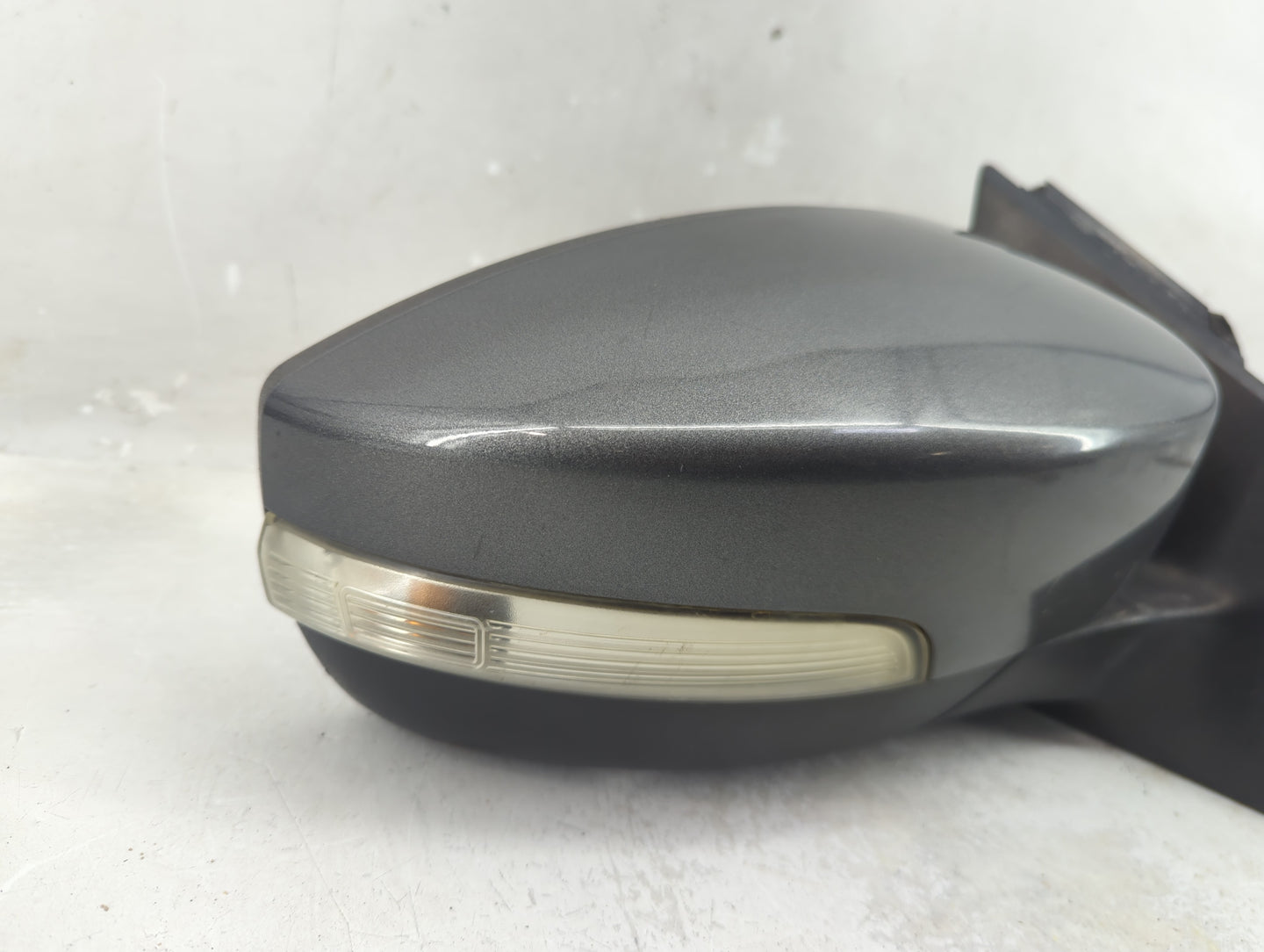 2012-2014 Ford Focus Passenger Side View Mirror - Right Door Mirror OEM Used - Oemusedautoparts1.com