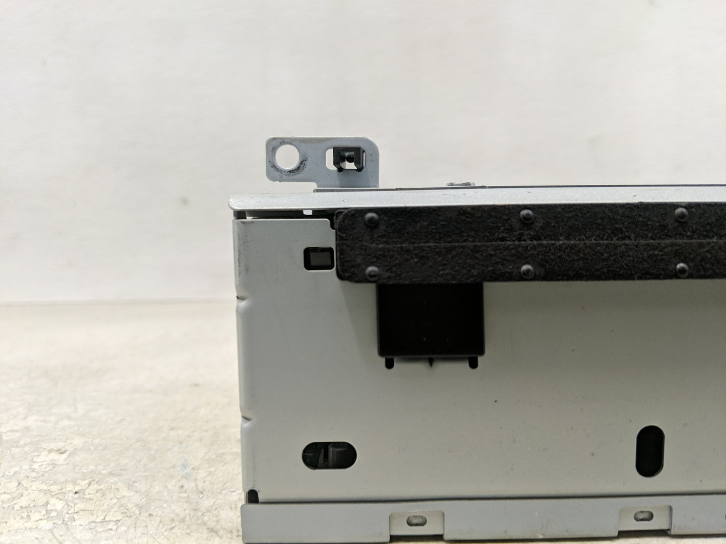 2012-2014 Ford Focus Radio AM FM Cd Player Receiver Replacement P/N:CM5T-19C107-JG Fits Fits 2012 2013 2014 OEM Used Auto Pa