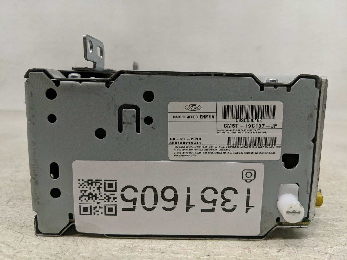 2012-2014 Ford Focus Radio AM FM Cd Player Receiver Replacement P/N:CM5T-19C107-JF Fits Fits 2012 2013 2014 OEM Used Auto Pa