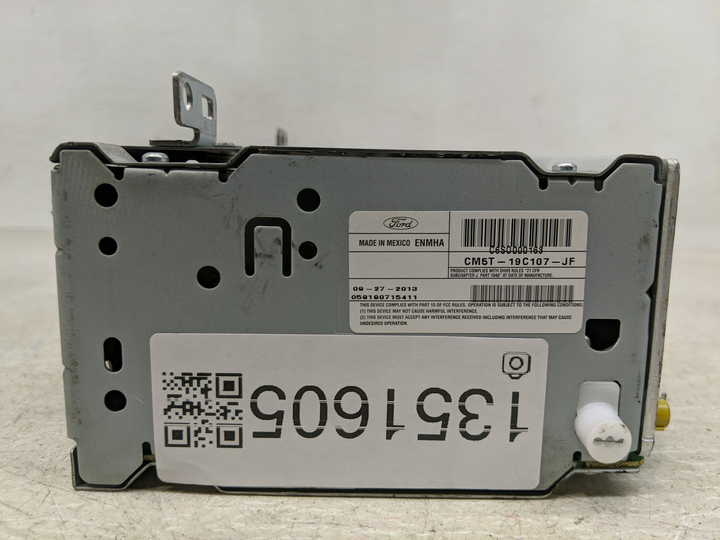 2012-2014 Ford Focus Radio AM FM Cd Player Receiver Replacement P/N:CM5T-19C107-JF Fits Fits 2012 2013 2014 OEM Used Auto Pa