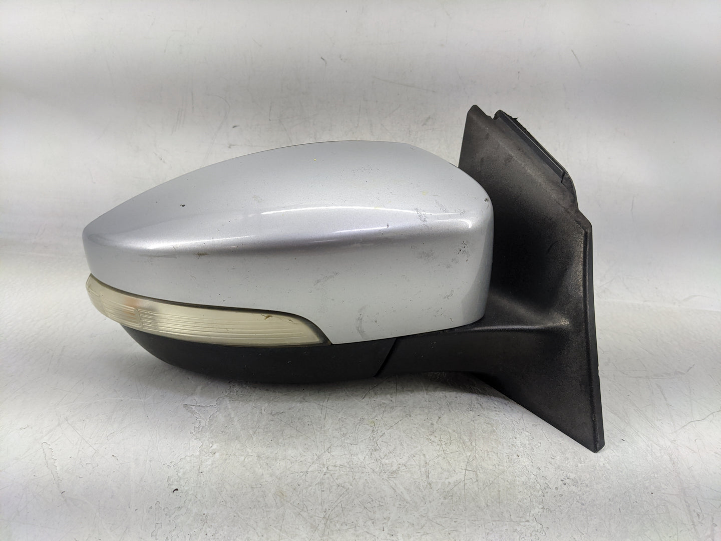 2012-2014 Ford Focus Passenger Side View Mirror - Right Door Mirror OEM Used - Oemusedautoparts1.com