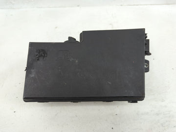 2012-2014 Ford Focus Fusebox Fuse Box Panel Relay Module P/N:21090 000 001 Fits Fits 2012 2013 2014 OEM Used Auto Parts - Oe