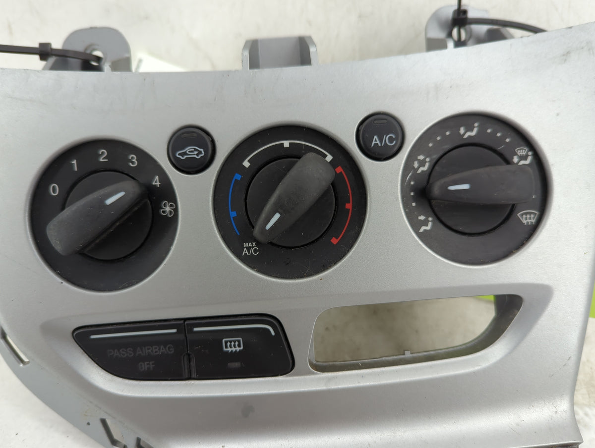 2013-2014 Ford Focus Climate Control Module Temperature AC/Heater Replacement Fits Fits 2013 2014 OEM Used Auto Parts - Oemu