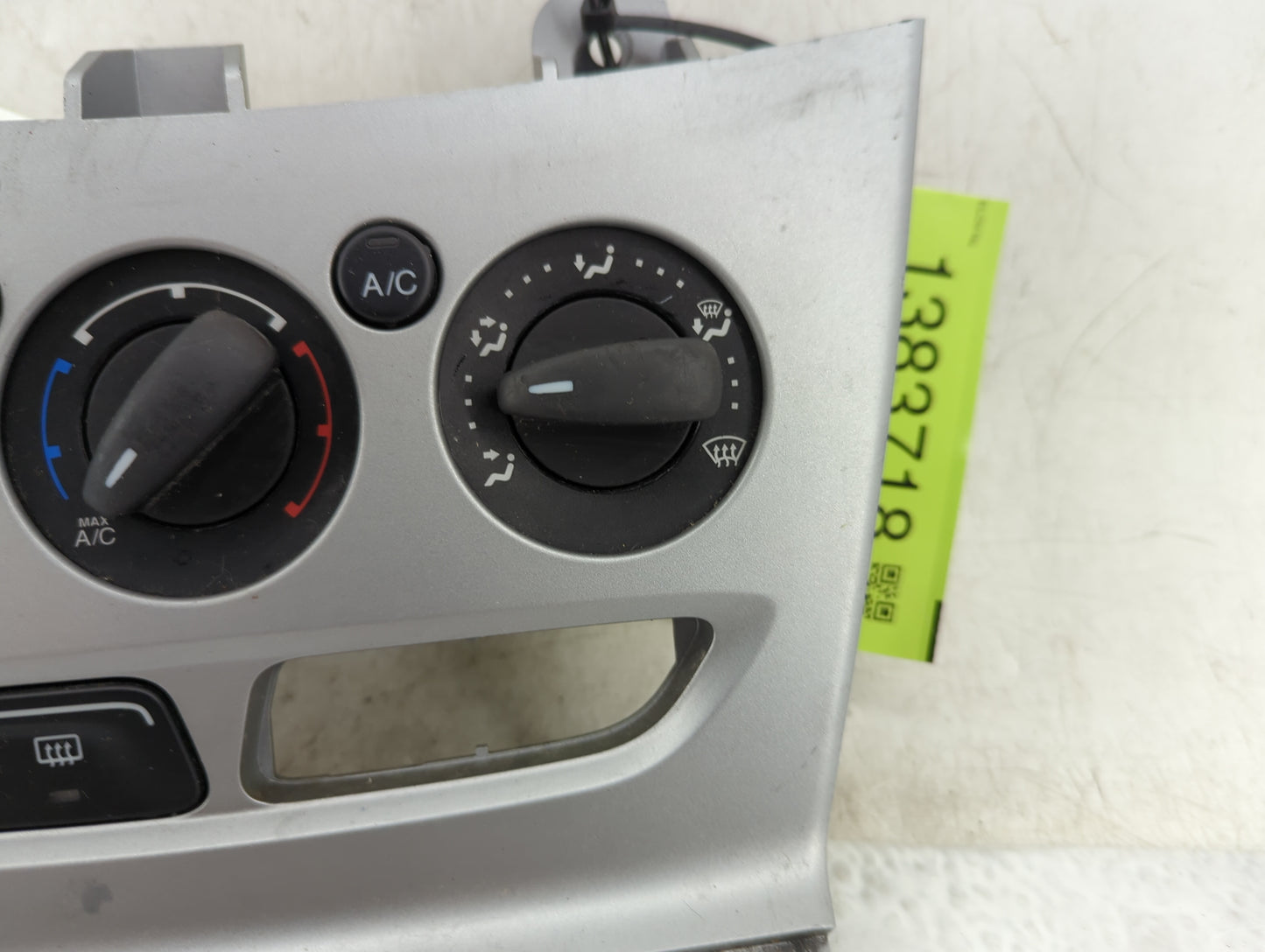 2014 Ford Focus Climate Control Module Temperature AC/Heater Replacement Fits OEM Used Auto Parts - Oemusedautoparts1.com