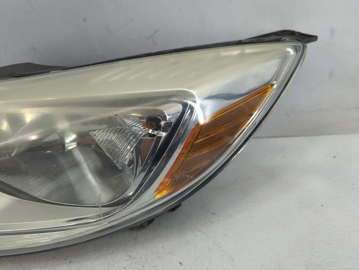 Ford Focus Driver Left Oem Head Light Headlight Lamp - Oemusedautoparts1.com