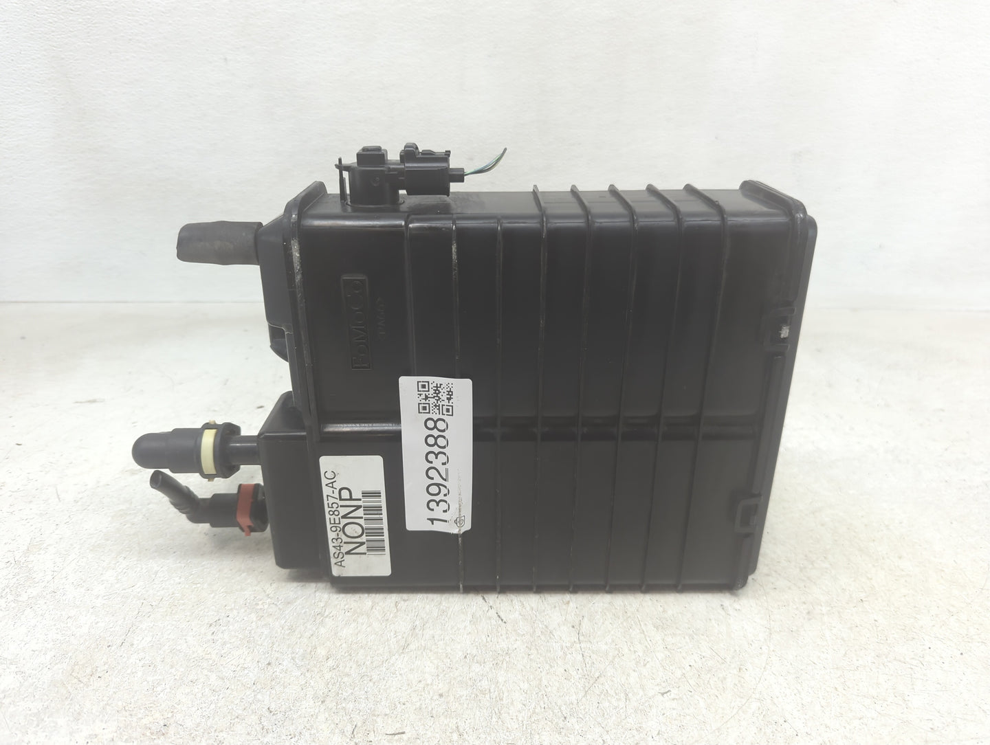 2014 Ford Focus Fuel Vapor Charcoal Canister 1392388 - Oemusedautoparts1.com
