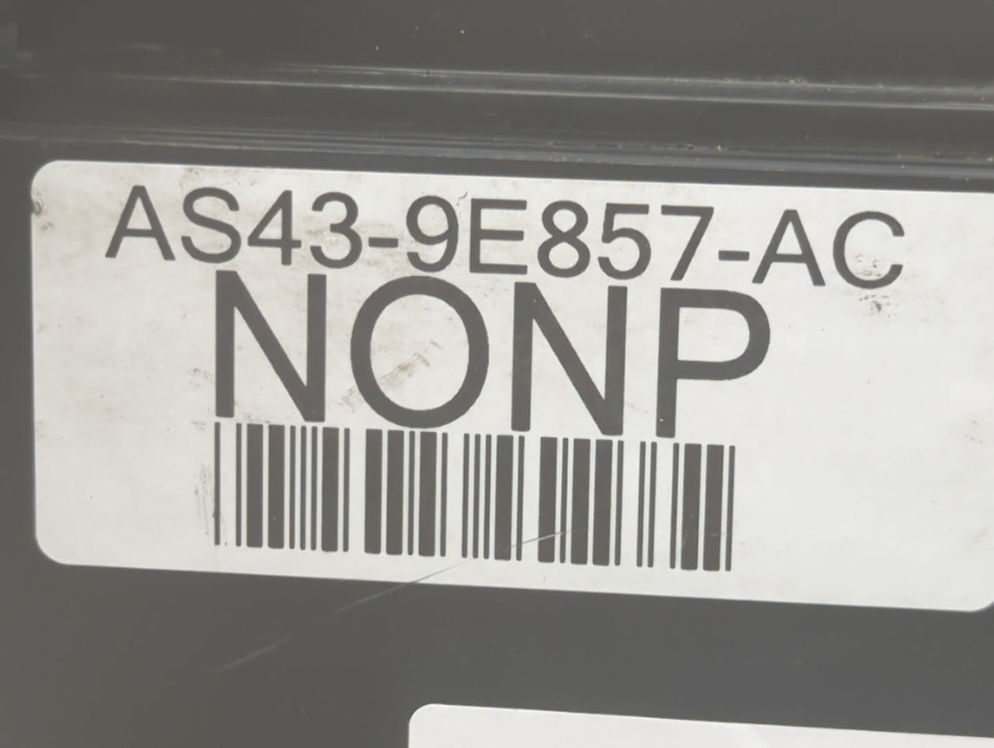 2014 Ford Focus Fuel Vapor Charcoal Canister 1392388 - Oemusedautoparts1.com