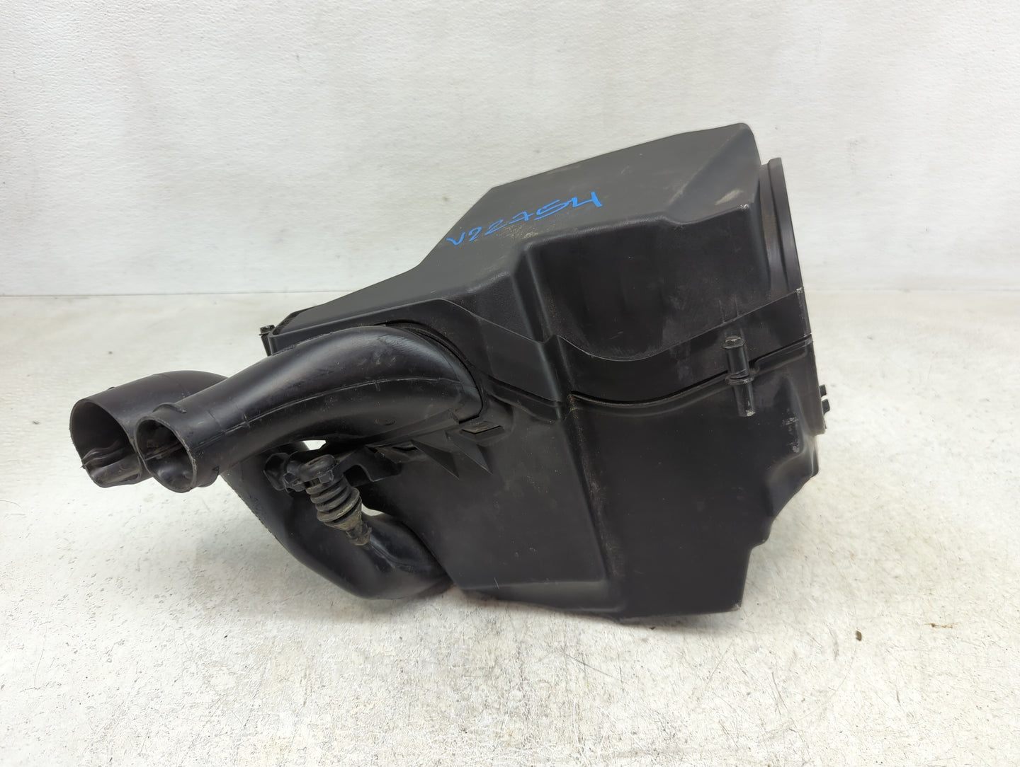 2012-2018 Ford Focus Air Cleaner Intake-duct Hose Tube - Oemusedautoparts1.com