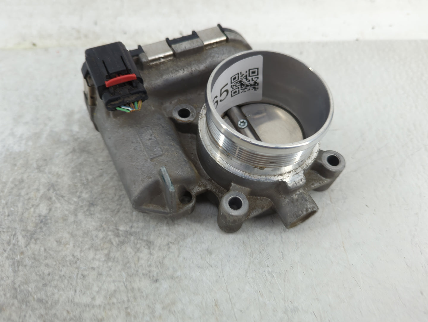 2014-2018 Ford Focus Throttle Body P/N:DS7E-9F991-BB Fits Fits 2014 2015 2016 2017 2018 2019 2020 2021 2022 OEM Used Auto Pa