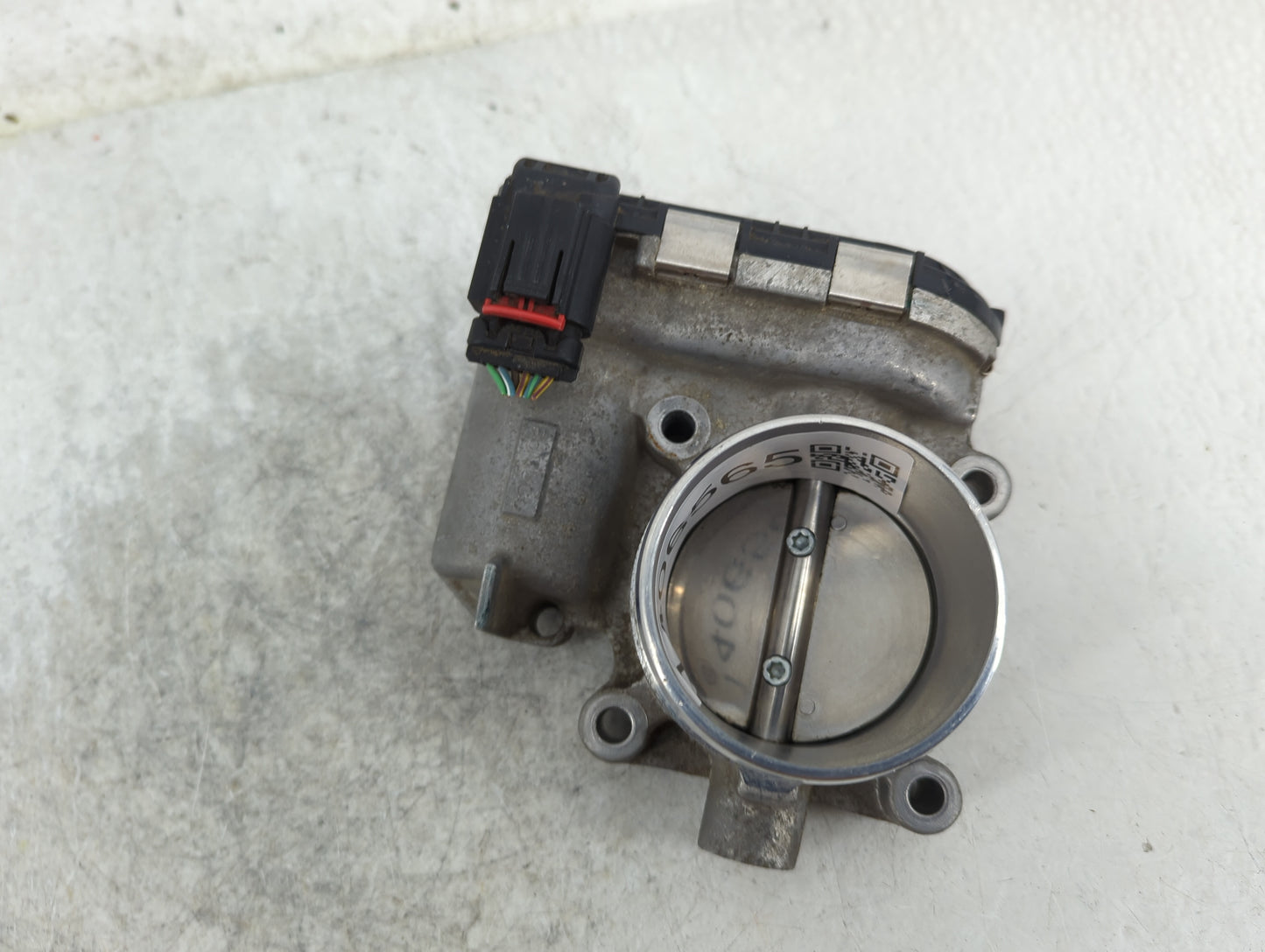 2014-2018 Ford Focus Throttle Body P/N:DS7E-9F991-BB Fits Fits 2014 2015 2016 2017 2018 2019 2020 2021 2022 OEM Used Auto Pa