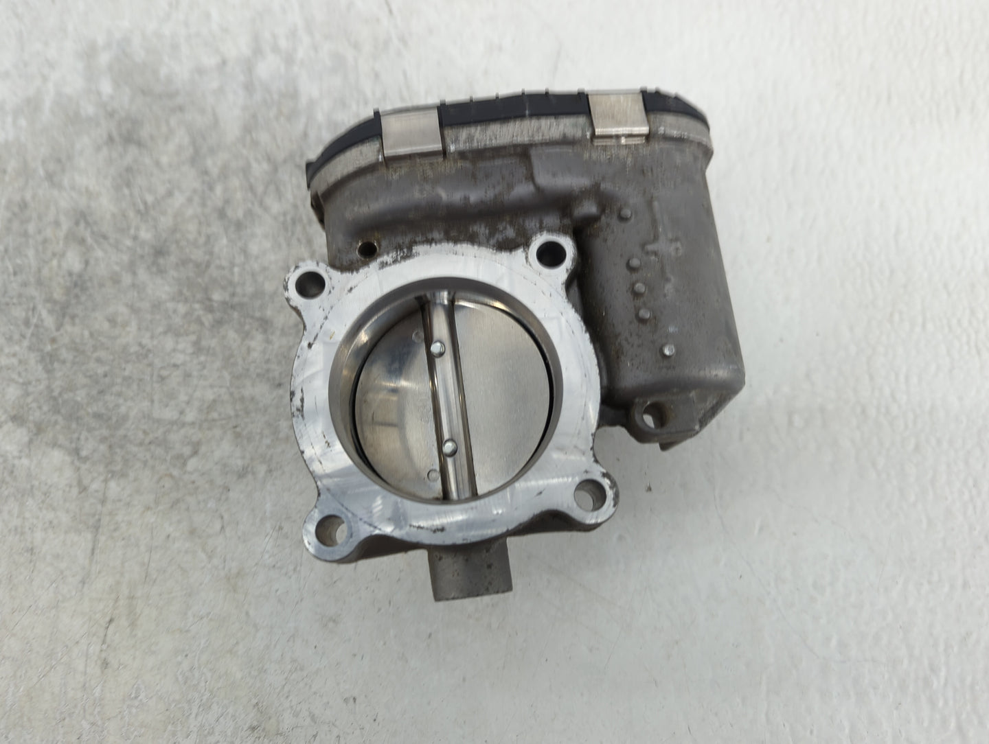 2014-2018 Ford Focus Throttle Body P/N:DS7E-9F991-BB Fits Fits 2014 2015 2016 2017 2018 2019 2020 2021 2022 OEM Used Auto Pa