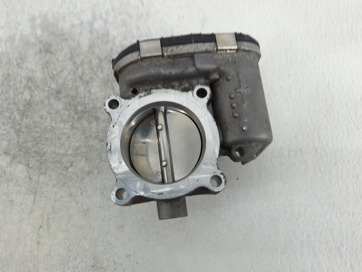 2014-2018 Ford Focus Throttle Body P/N:DS7E-9F991-BB Fits Fits 2014 2015 2016 2017 2018 2019 2020 2021 2022 OEM Used Auto Pa