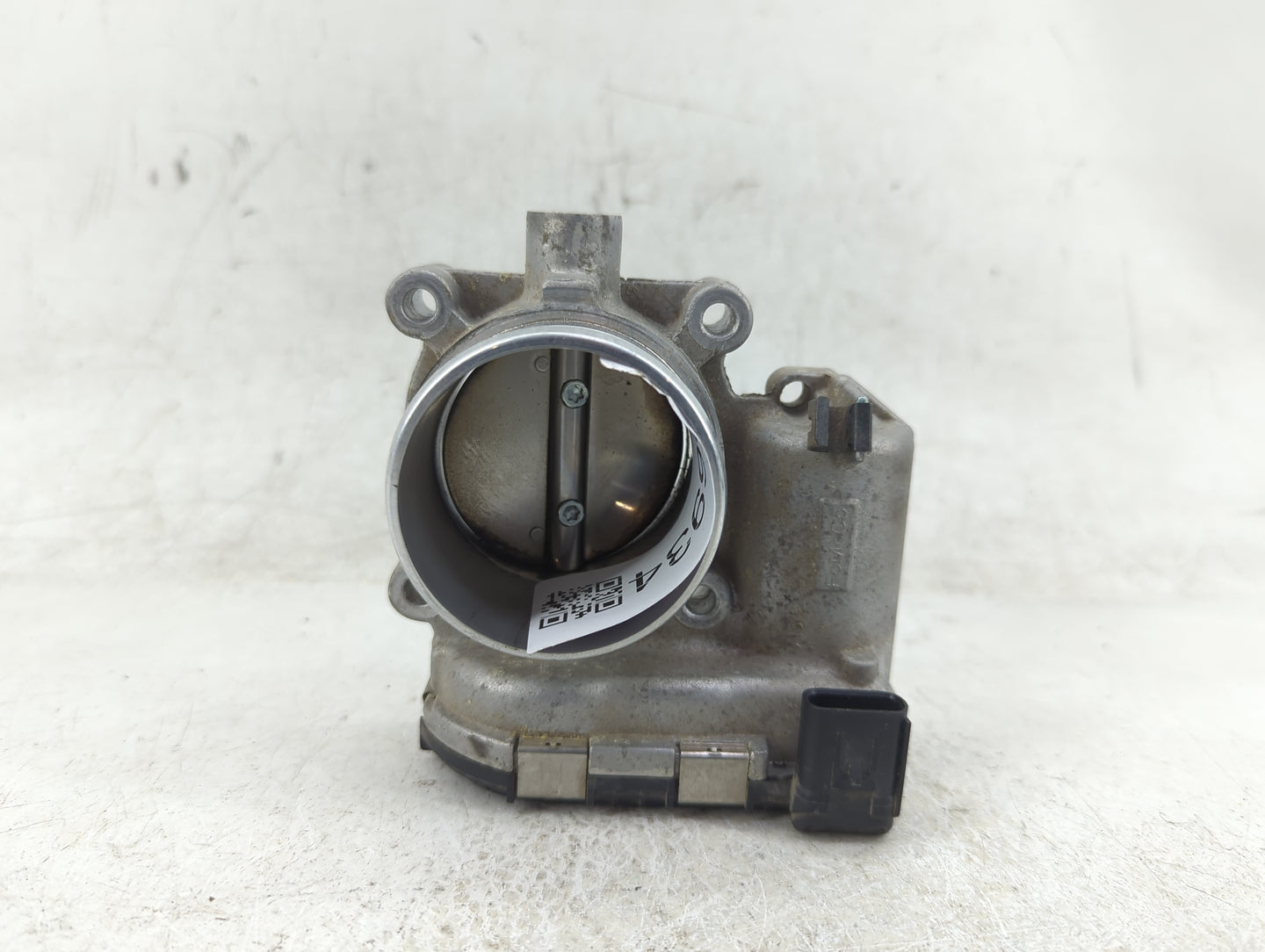 2014-2018 Ford Focus Throttle Body P/N:DS7E-9F991-BB Fits Fits 2014 2015 2016 2017 2018 2019 2020 2021 2022 OEM Used Auto Pa